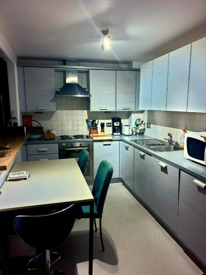 Central En-Suite Room Эдинбург Экстерьер фото